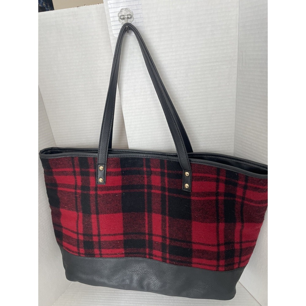 Under One Sky Reversible Black Faux Leather And Red Buffalo Plaid Strap Tote Bag - Picture 2 of 13